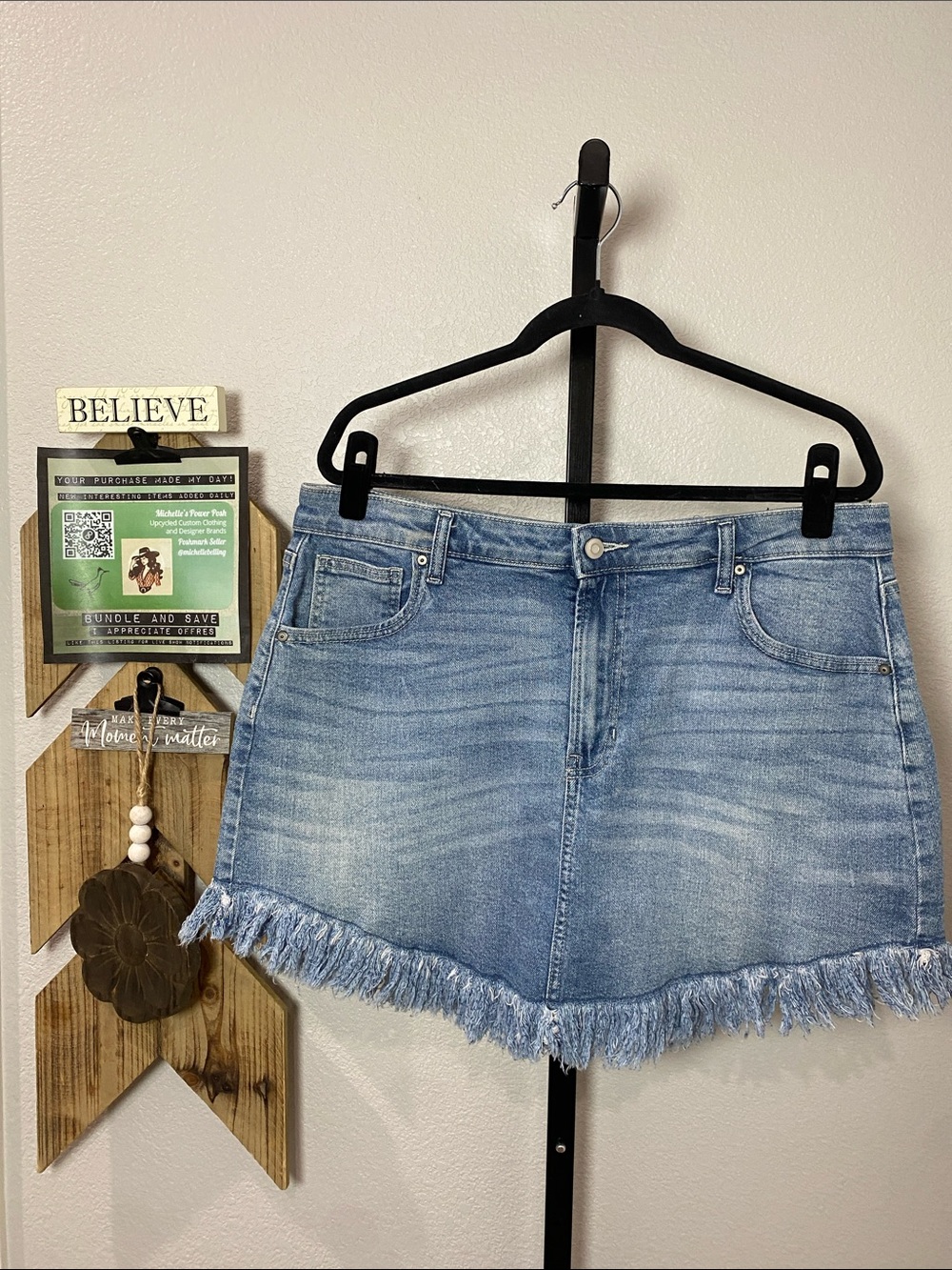 Celebrity Pink Fringe Light Blue Denim Skirt s17/33